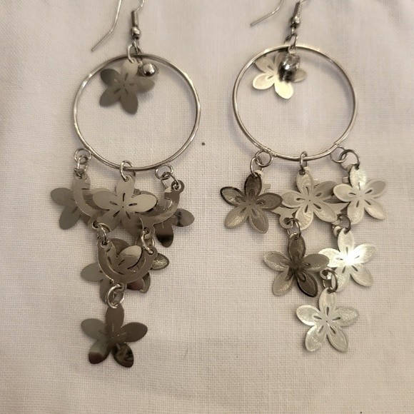 Hoop Flower Earrings